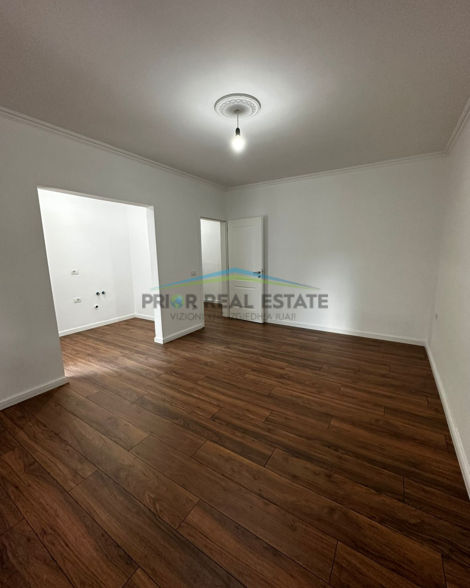 Shitet, Apartament 1+1, Bulevardi Bajram Curri